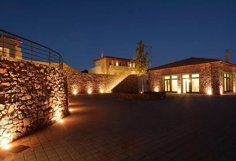 Hotelli Foresta In Medias Mores