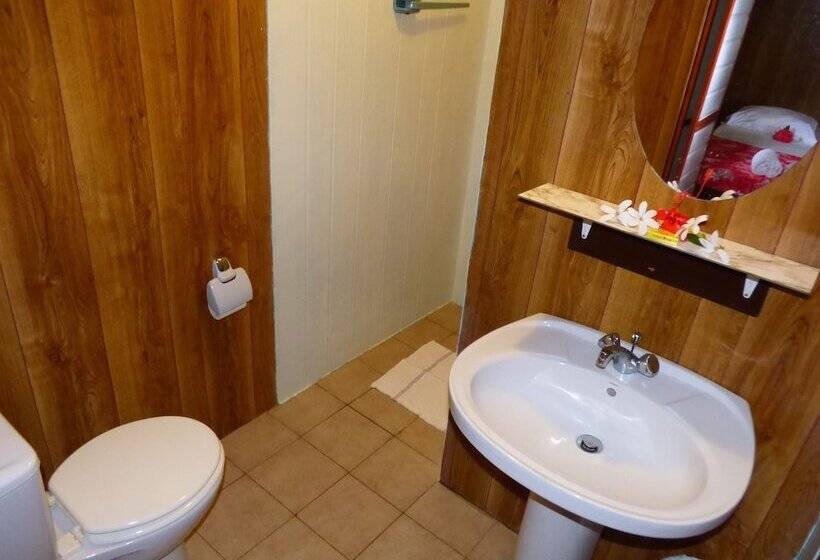 هتل Pension Te Maeva