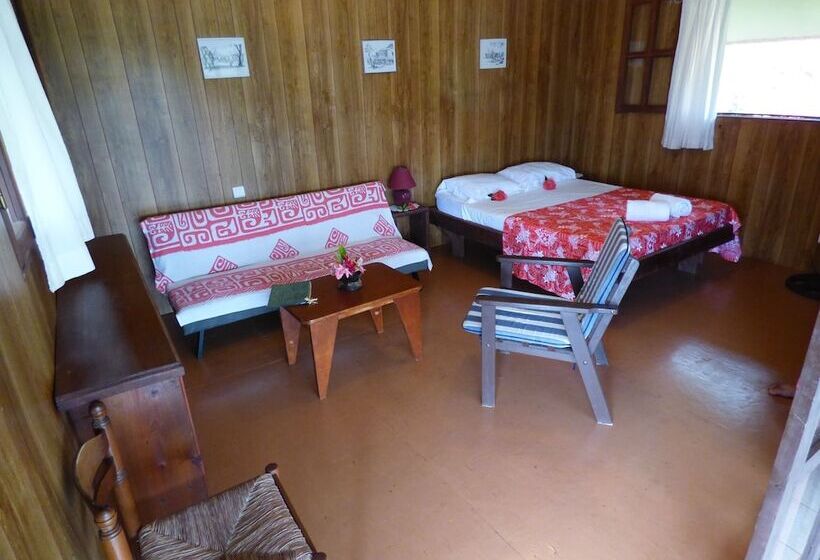 هتل Pension Te Maeva