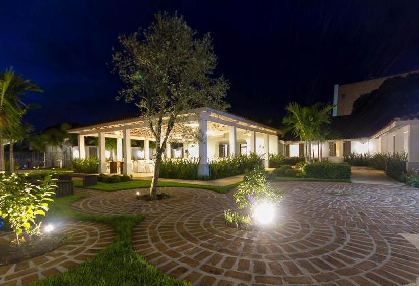 Otel Sagrados Corações