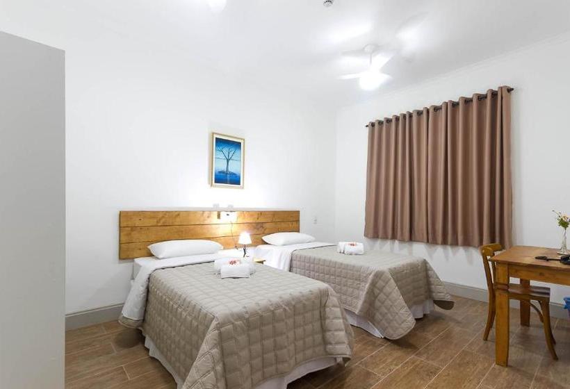 Otel Sagrados Corações