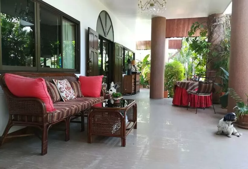 Hotelli Saku Boutique Homestay