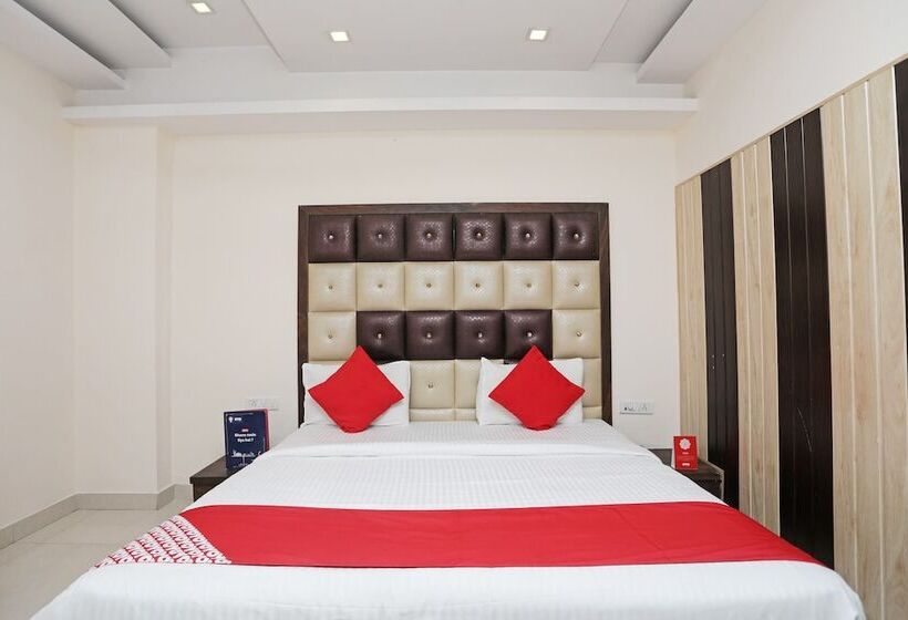 Отель O Subhadra Residency