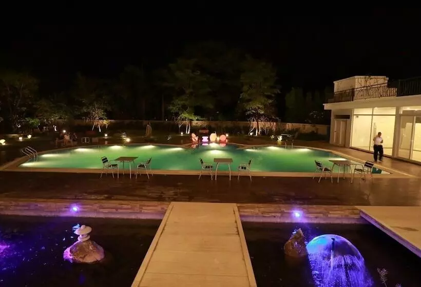 ホテル The Park Vientiane