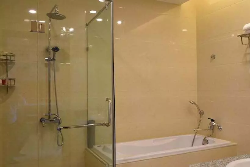 ホテル The Park Vientiane