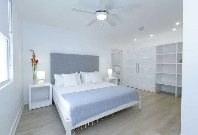 Mullins Grove Luxury Apartments