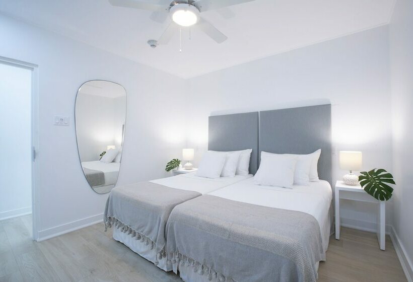 Mullins Grove Luxury Apartments