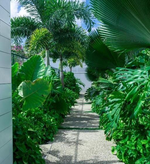 Mullins Grove Luxury Apartments