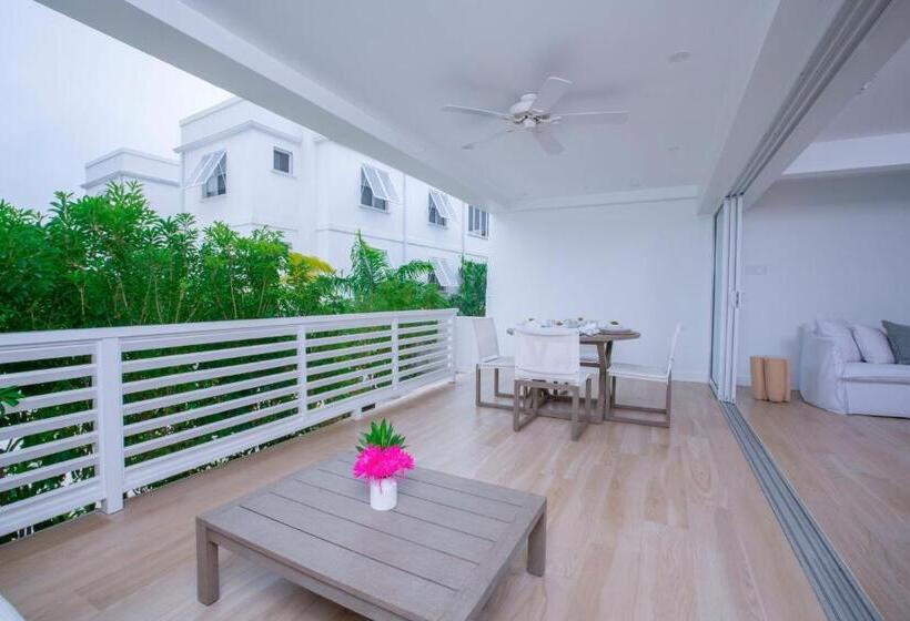 Mullins Grove Luxury Apartments