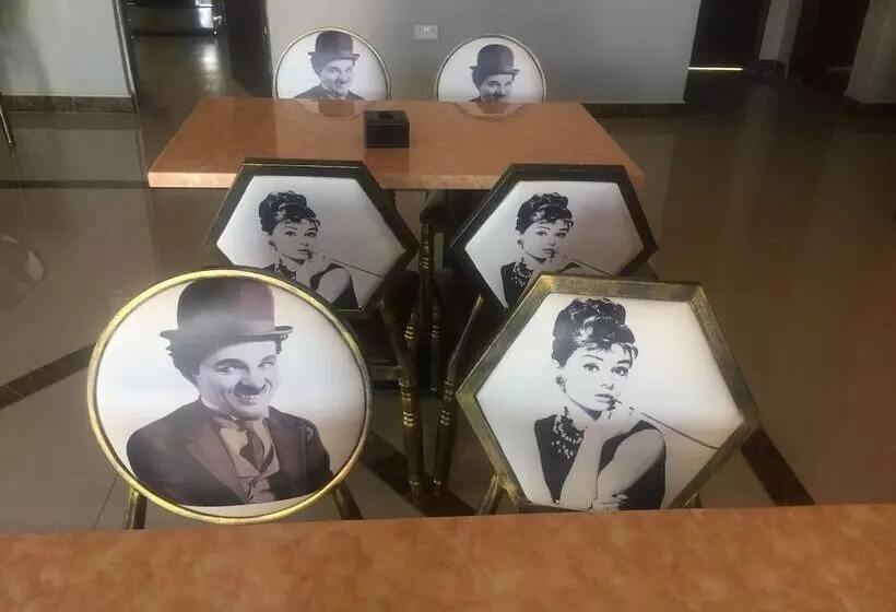 پانسیون Kings Palace Guest House