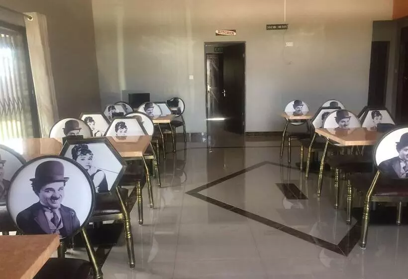 پانسیون Kings Palace Guest House