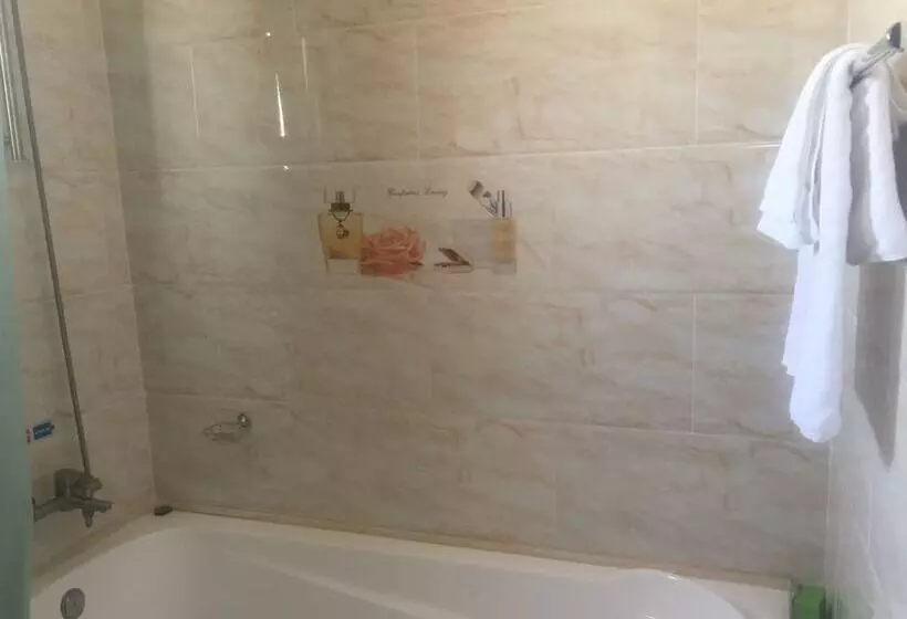 پانسیون Kings Palace Guest House