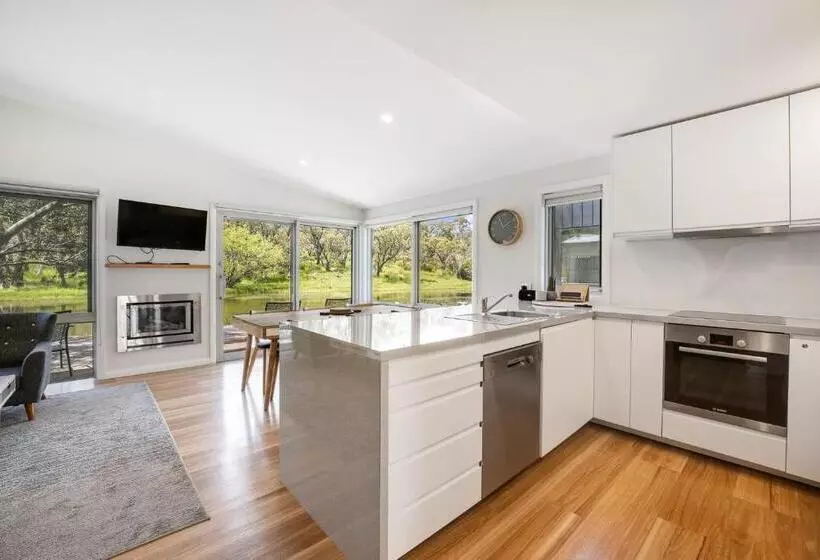 Stillwater Chalet B   Amazing Lakefront 2br Chalet L Bbq L Gym L Tennis L Indoor Pool