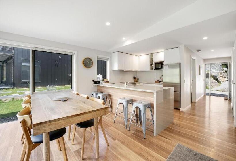 Stillwater Chalet B Amazing Lakefront 2br Chalet L Bbq L Gym L Tennis L Indoor Pool