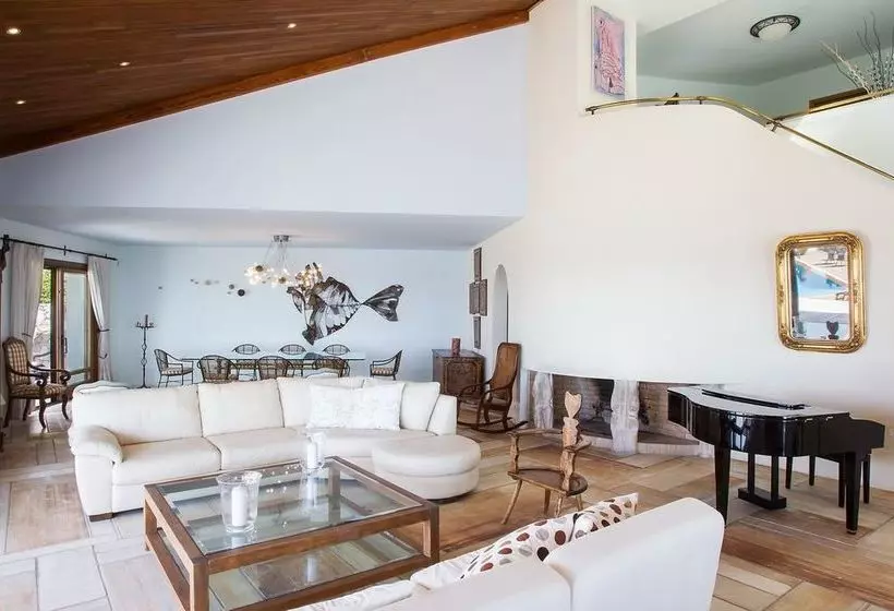 Villa Artisti Marathon