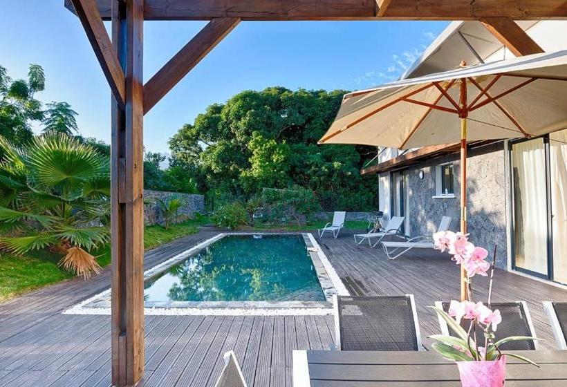 Villa Isis à L Entre Deux Avec Piscine Pour 7 Personnes