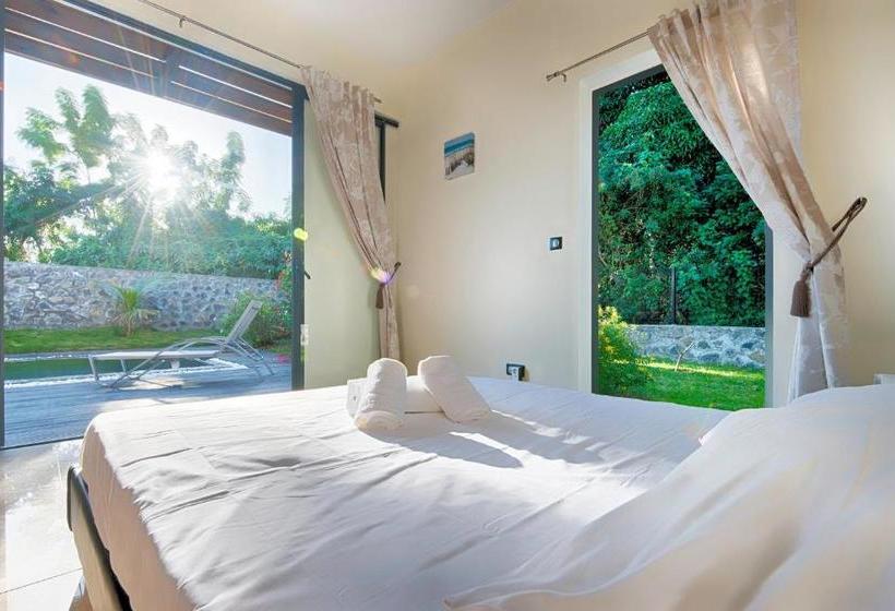 Villa Isis à L Entre Deux Avec Piscine Pour 7 Personnes