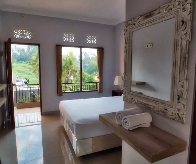 تختخواب و صبحانه Canang Gardens