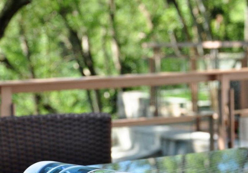 تختخواب و صبحانه Chooart Villa