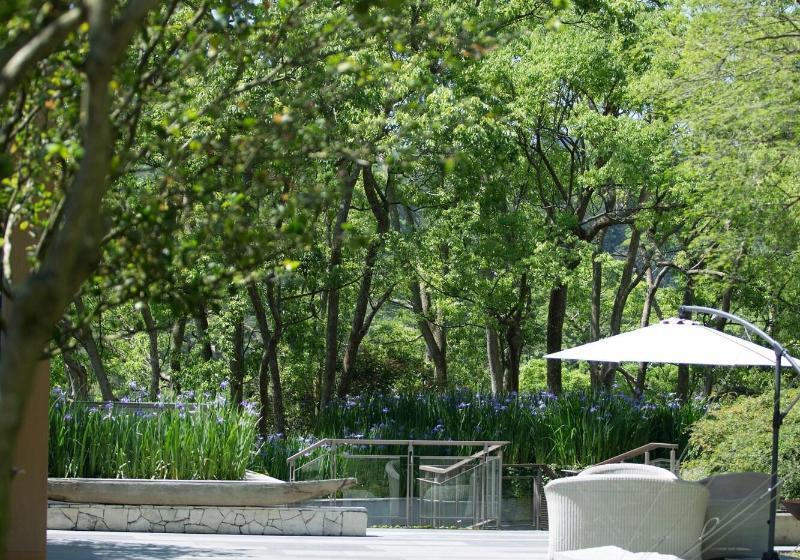 تختخواب و صبحانه Chooart Villa