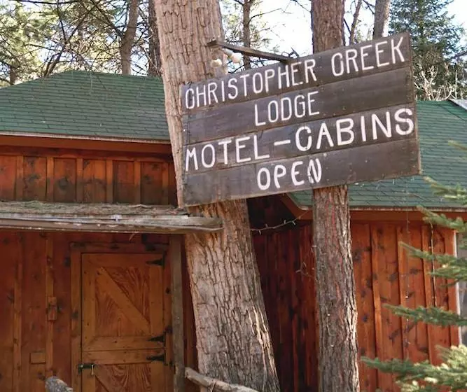Christopher Creek Lodge