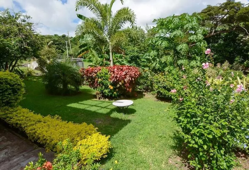 Clarenceville Villa Apartments