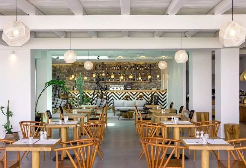 ホテル Atermono Boutique Resort & Spa