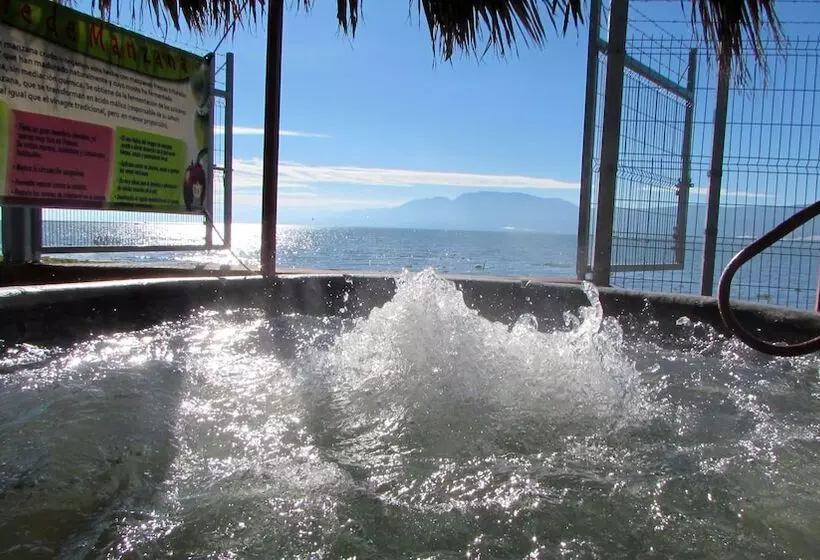 ホテル Balneario San Juan Cosalá