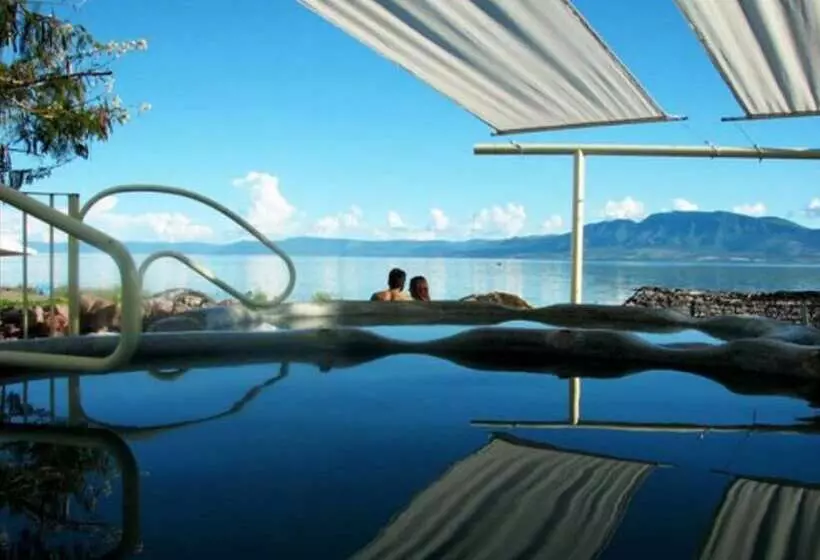 ホテル Balneario San Juan Cosalá