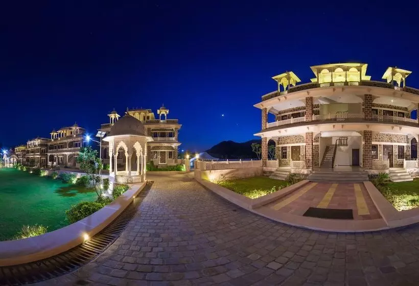 Hotelli Bhanwar Singh Palace