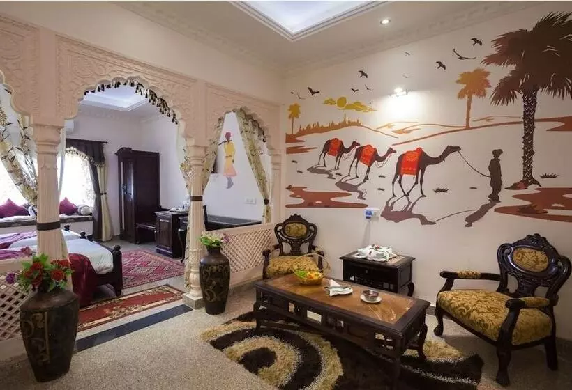 Hotelli Bhanwar Singh Palace