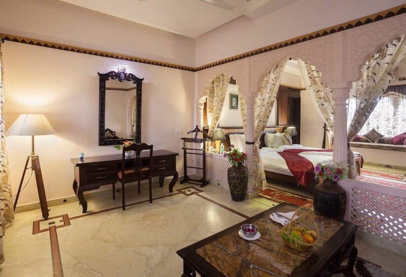 Hotel Bhanwar Singh Palace