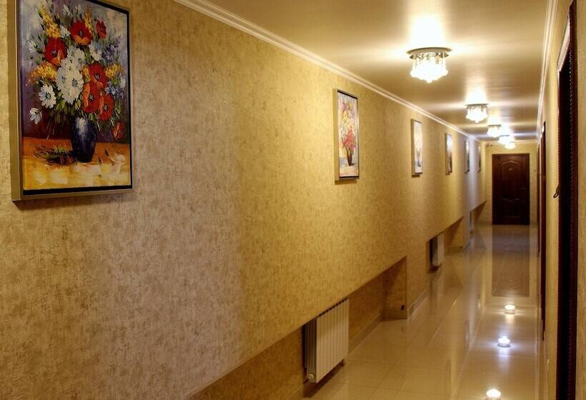 Отель Diadema Sheremetyevo Guest House