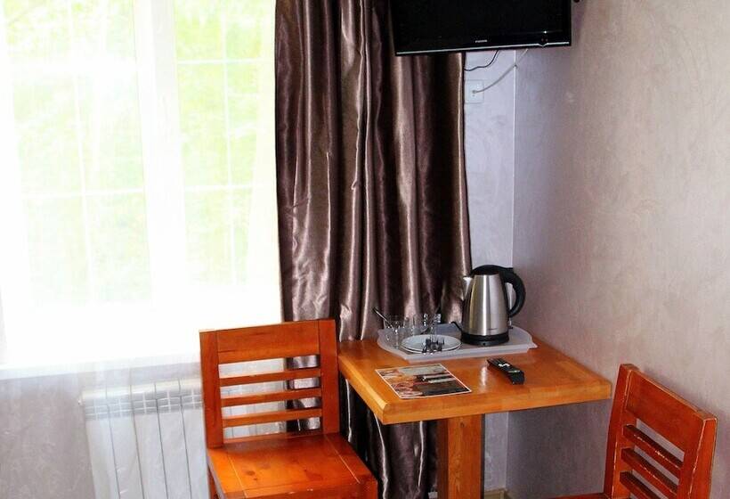 Отель Diadema Sheremetyevo Guest House