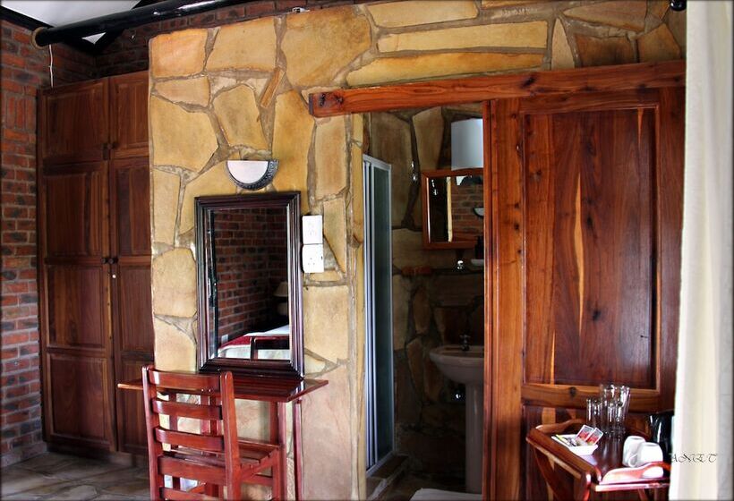 هتل Fiume Lodge Cc, P O Box 20757, Windhoek