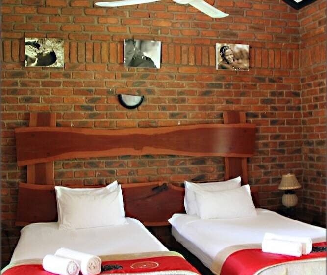 هتل Fiume Lodge Cc, P O Box 20757, Windhoek