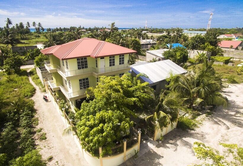 هتل La Cabana Maldives