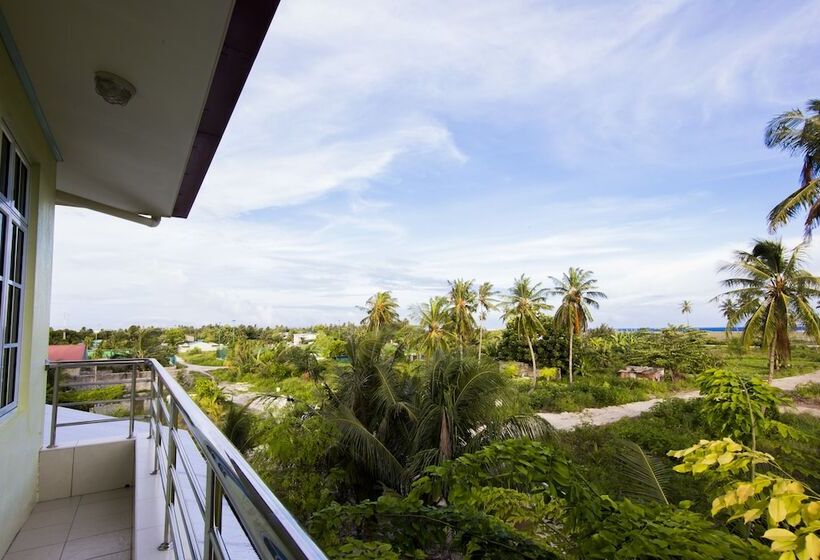 هتل La Cabana Maldives