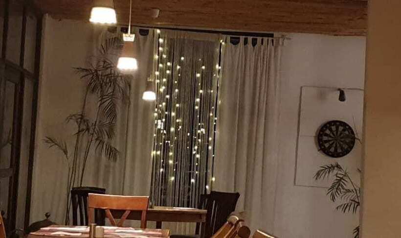 هتل Mayleko Lodge