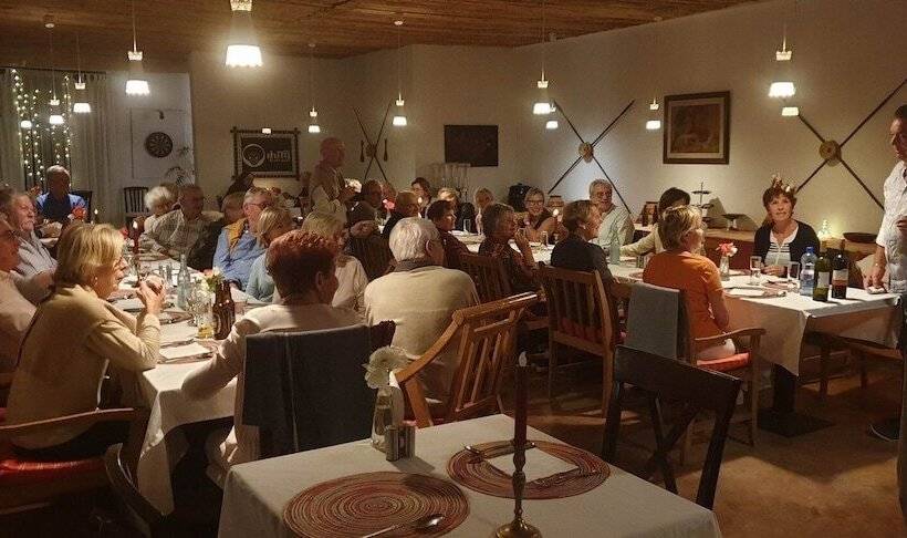 هتل Mayleko Lodge