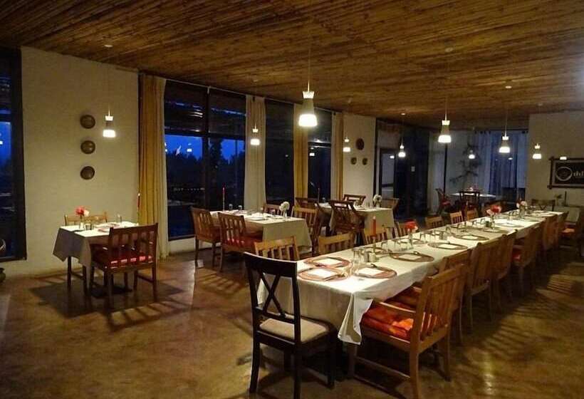 هتل Mayleko Lodge