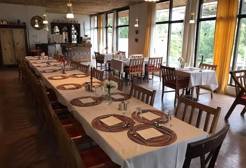 هتل Mayleko Lodge