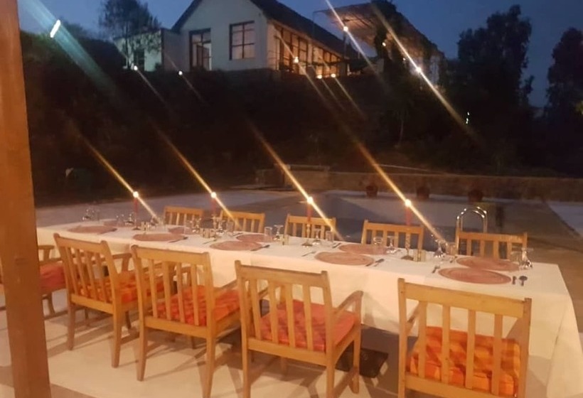 هتل Mayleko Lodge