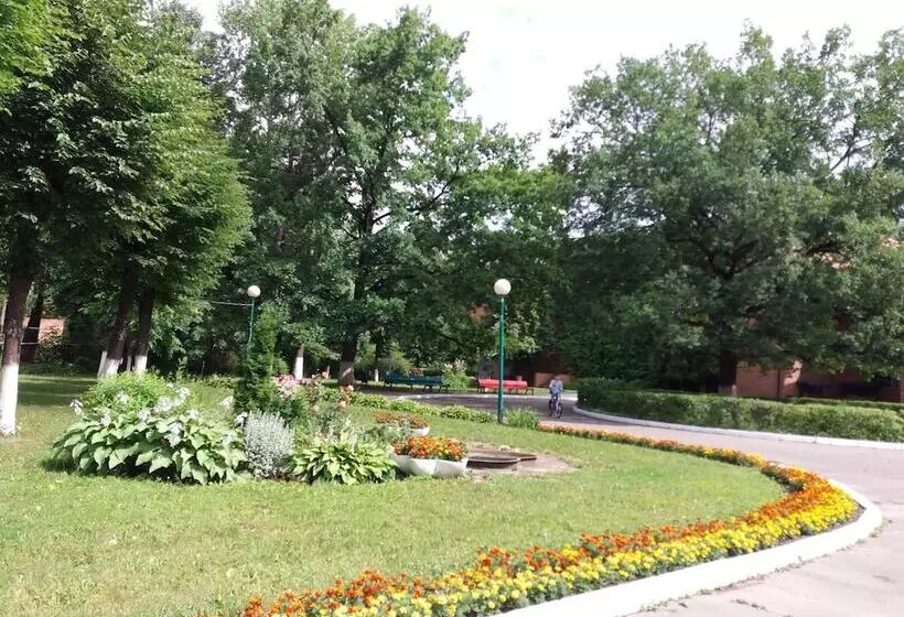 ホテル Pansionat Zvenigorodskiy