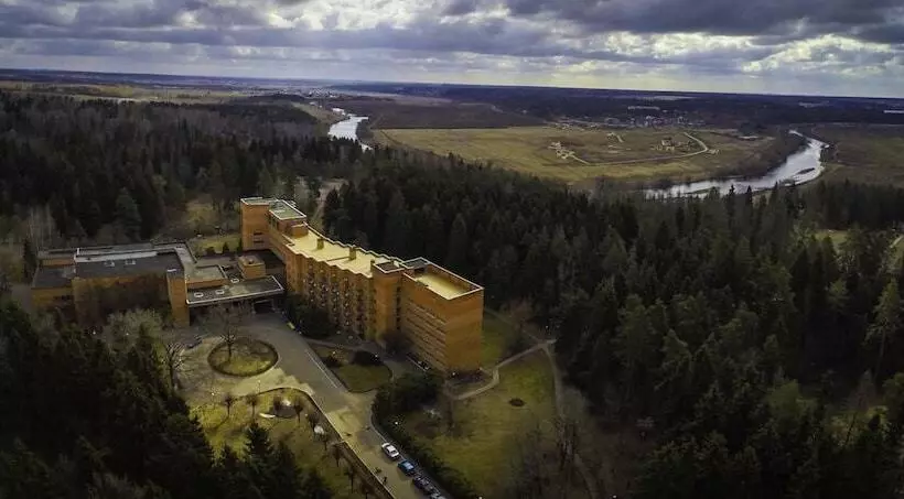 ホテル Pansionat Zvenigorodskiy