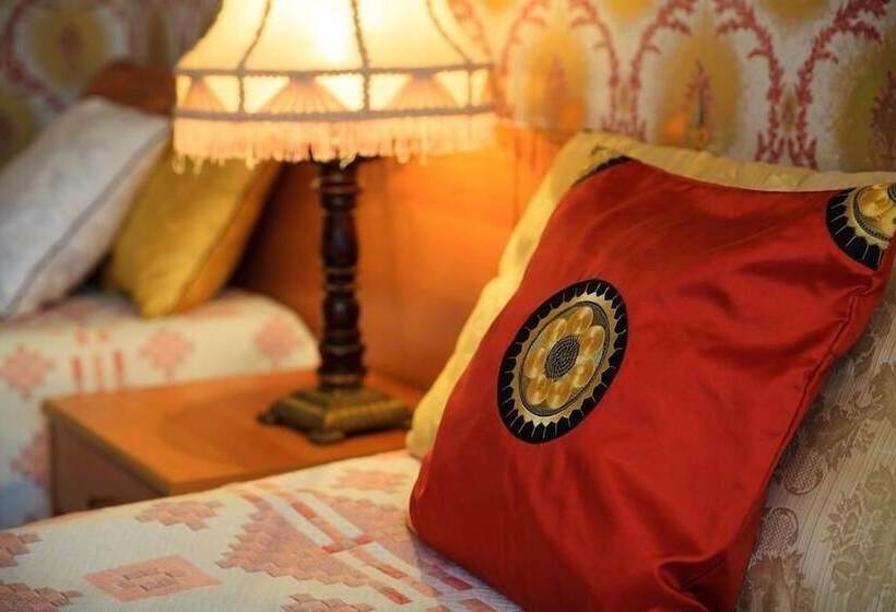 호텔 Pansionat Zvenigorodskiy