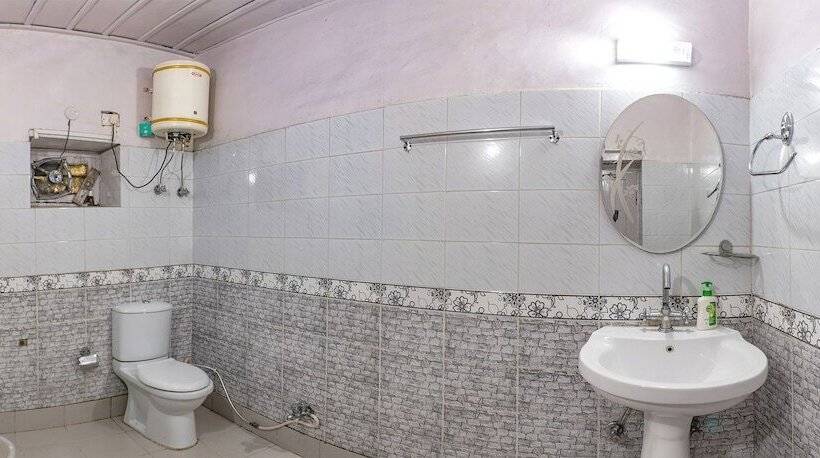 هتل Parvati Kuteer