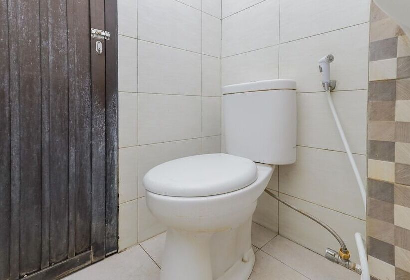 בית מלון כפרי Reddoorz Plus @ K23 Rungkut Madya