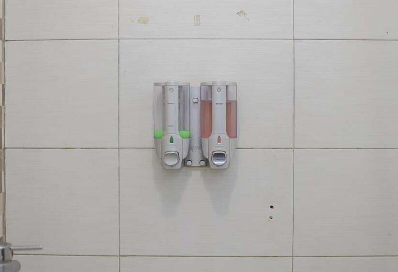 בית מלון כפרי Reddoorz Plus @ K23 Rungkut Madya