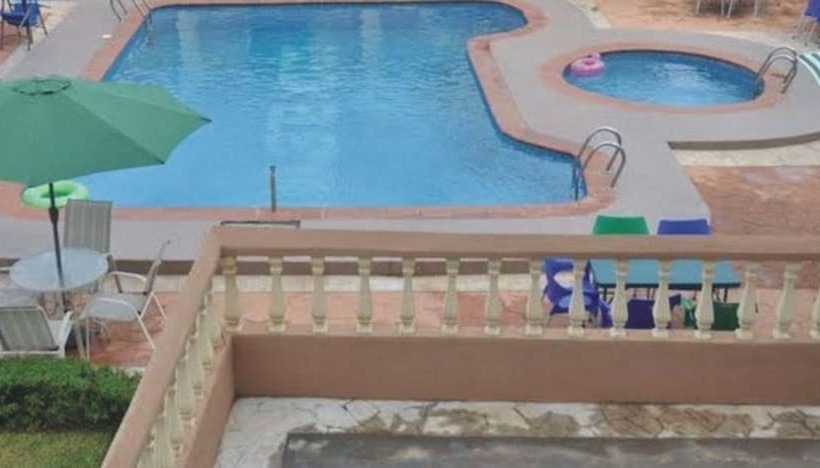 Sheriffyt Royale Hotel And Suites